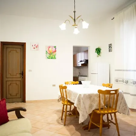 Casa L'iris Apartment