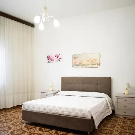Casa L'iris Apartment *
